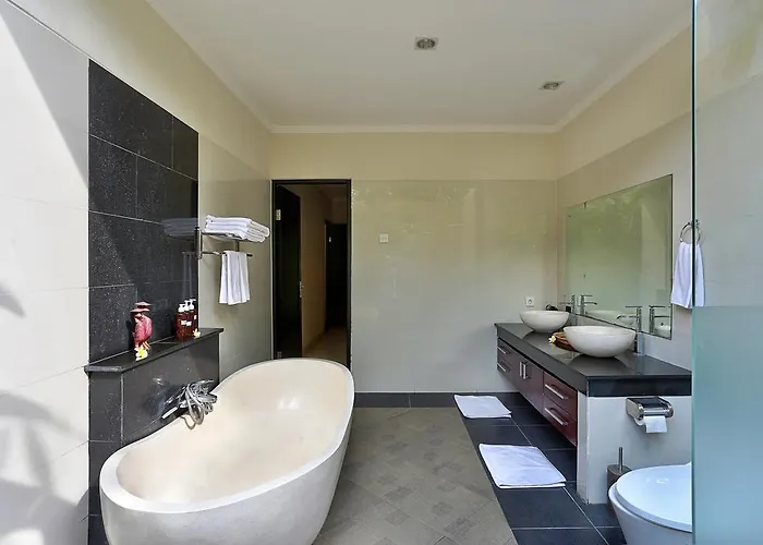 Askara Villa *