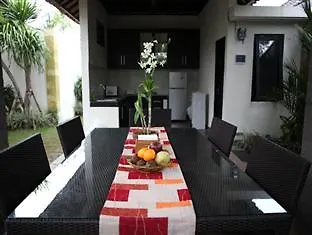 Villa Askara